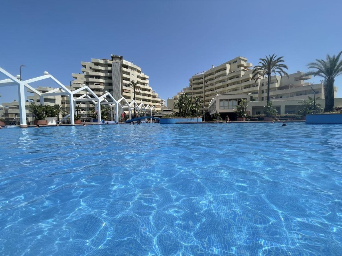 El Estudio De La Playa Benalbeach 317 Terraza Vistas Al Mar Benalmádena Exterior photo